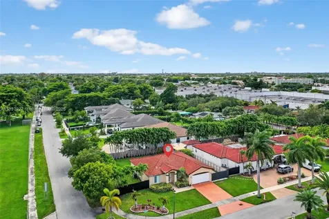 10202 SW 191st Street Cutler Bay FL 33157