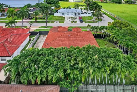 10202 SW 191st Street Cutler Bay FL 33157