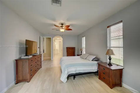 7062 Brunswick Circle Boynton Beach FL 33472