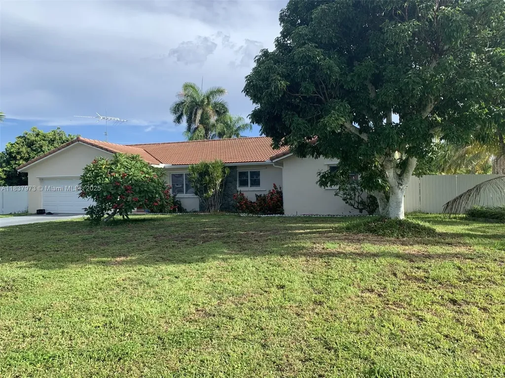 11001 SW 172nd Terrace Miami FL 33157