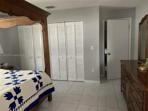 11001 SW 172nd Terrace Miami FL 33157