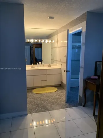 11001 SW 172nd Terrace Miami FL 33157