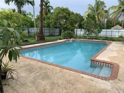 11001 SW 172nd Terrace Miami FL 33157