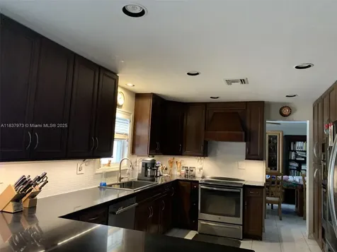 11001 SW 172nd Terrace Miami FL 33157