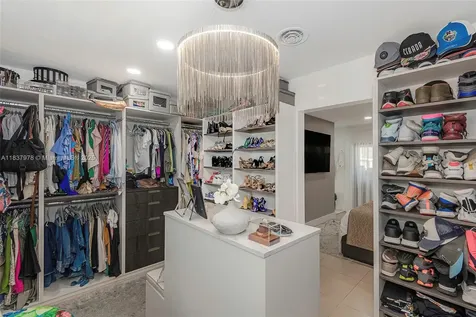 9865 SW 16th Street Miami FL 33165