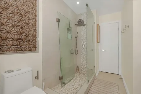 9865 SW 16th Street Miami FL 33165