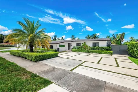 9865 SW 16th Street Miami FL 33165