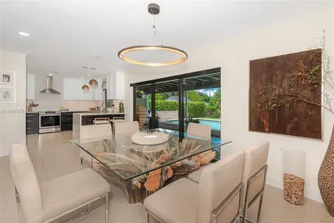 9865 SW 16th Street Miami FL 33165