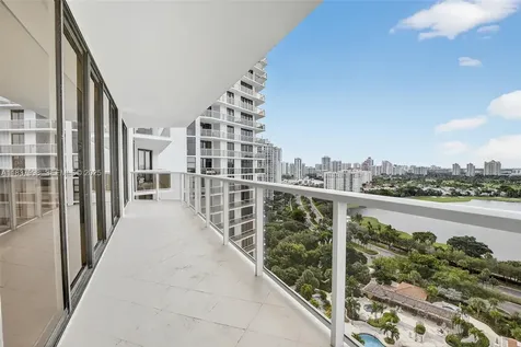 20281 E Country Club Drive Aventura FL 33180