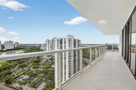 20281 E Country Club Drive Aventura FL 33180