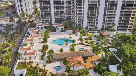 20281 E Country Club Drive Aventura FL 33180
