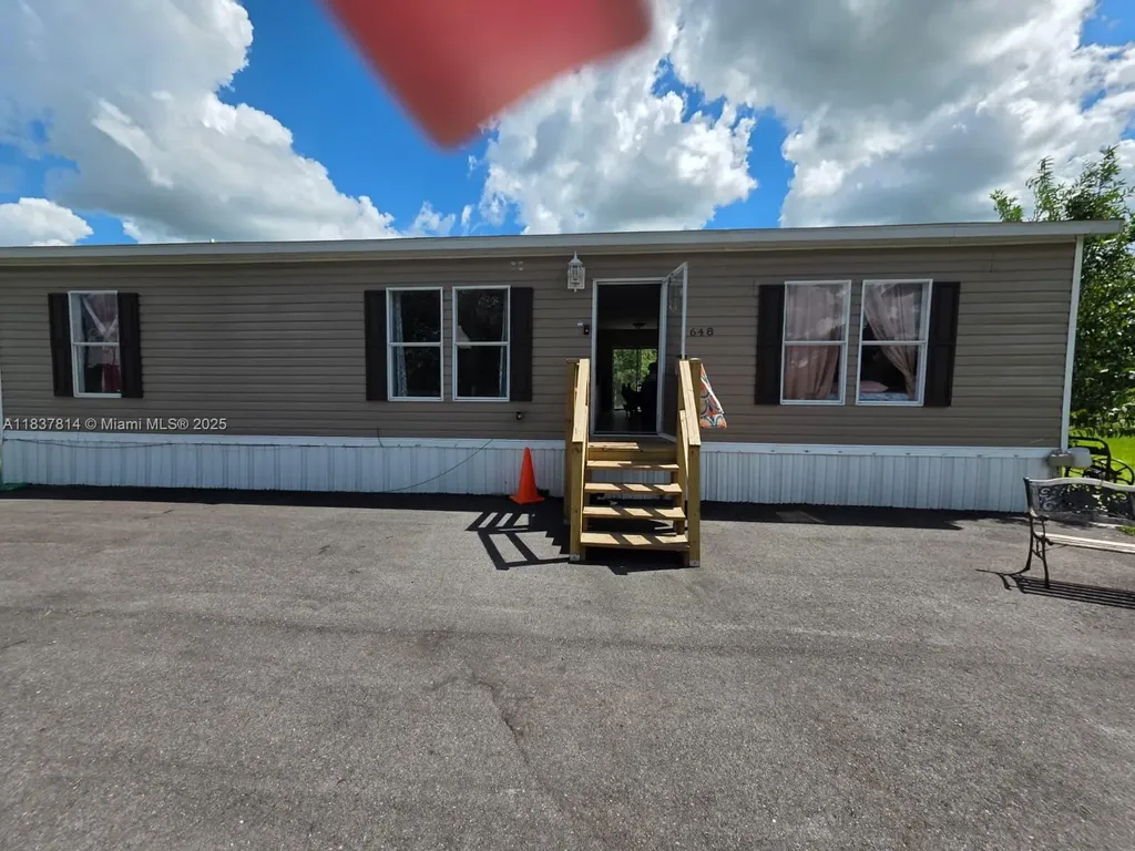 648 Avenida Del Sur Clewiston FL 33440