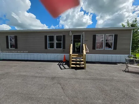 648 Avenida Del Sur Clewiston FL 33440