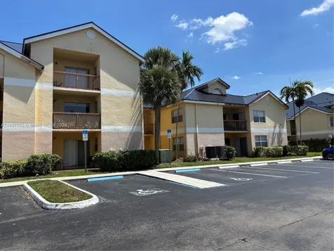 7640 Westwood Drive Tamarac FL 33321