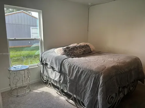 1073 SW Eureka Avenue Port St. Lucie FL 34953