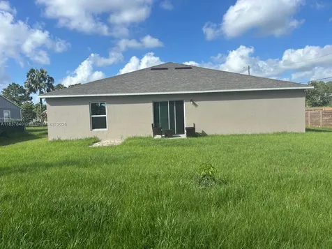 1073 SW Eureka Avenue Port St. Lucie FL 34953