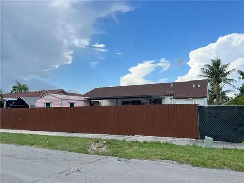 12554 SW 211th Terrace Miami FL 33177