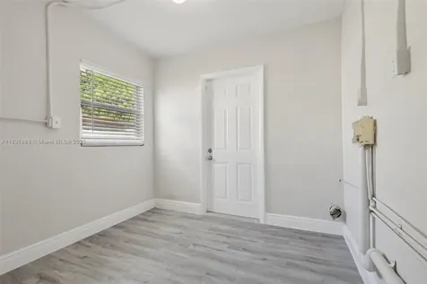 3371 SW 37th Street West Park FL 33023