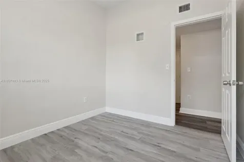 3371 SW 37th Street West Park FL 33023