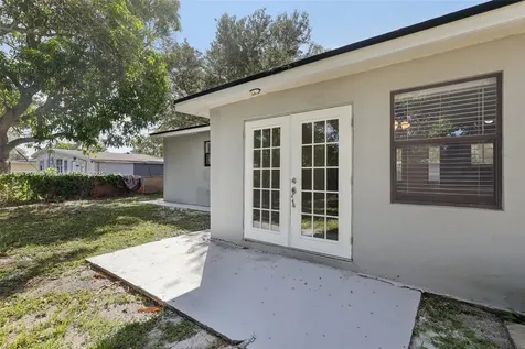 3371 SW 37th Street West Park FL 33023