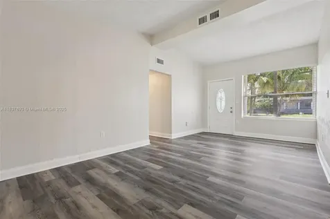 3371 SW 37th Street West Park FL 33023