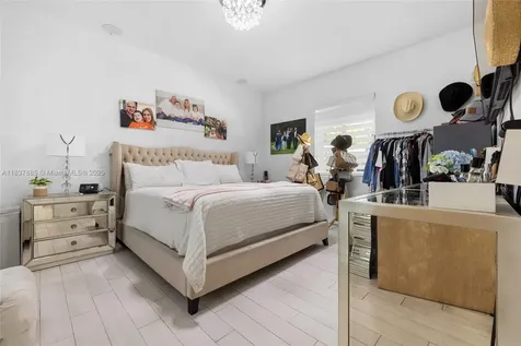 8236 SW 36th Street Miami FL 33155