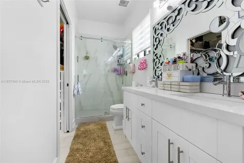 8236 SW 36th Street Miami FL 33155