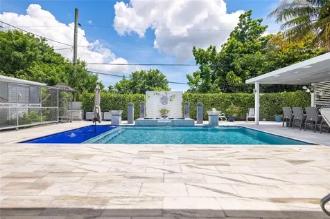 8236 SW 36th Street Miami FL 33155