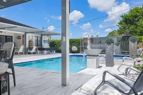 8236 SW 36th Street Miami FL 33155