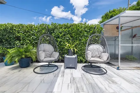 8236 SW 36th Street Miami FL 33155