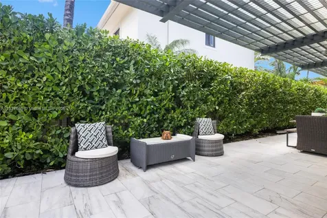 8236 SW 36th Street Miami FL 33155