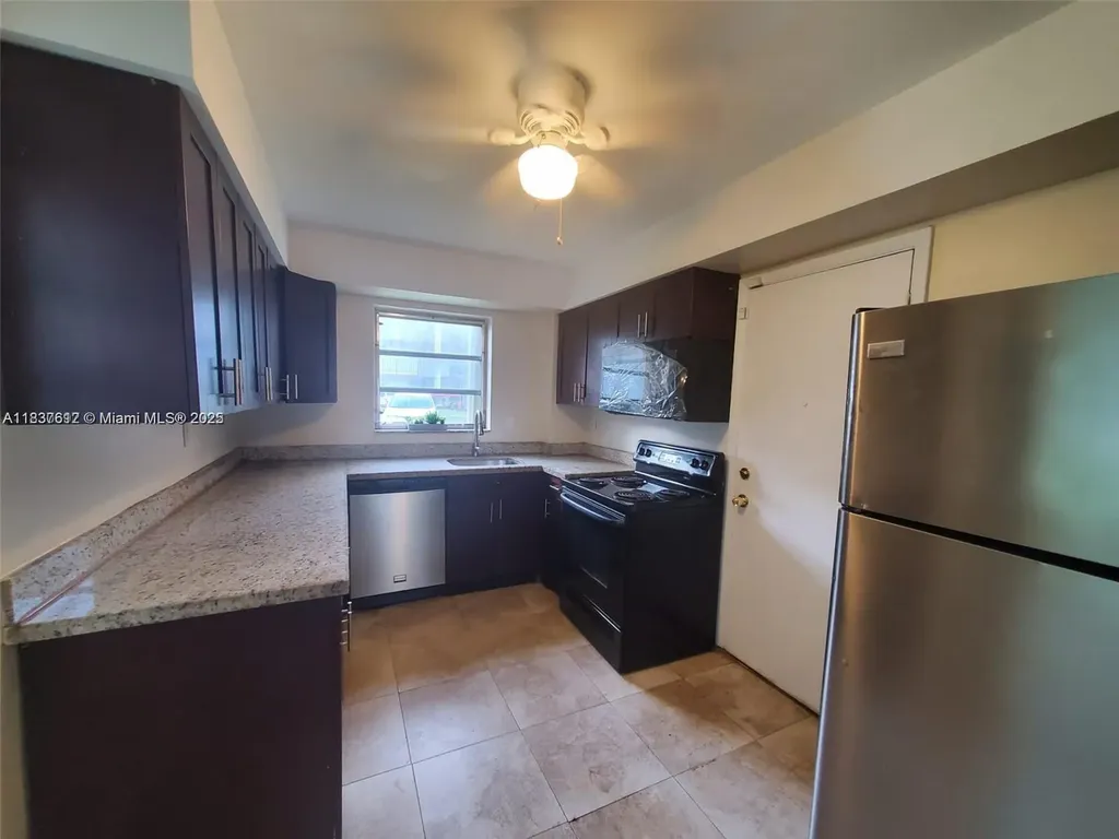 1450 NE 191st Street Miami FL 33179