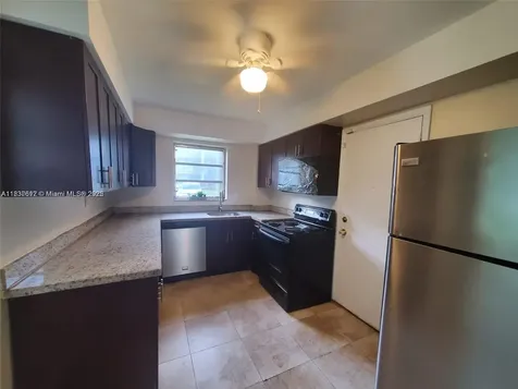 1450 NE 191st Street Miami FL 33179