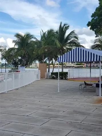 1450 NE 191st Street Miami FL 33179