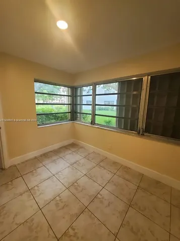 1450 NE 191st Street Miami FL 33179