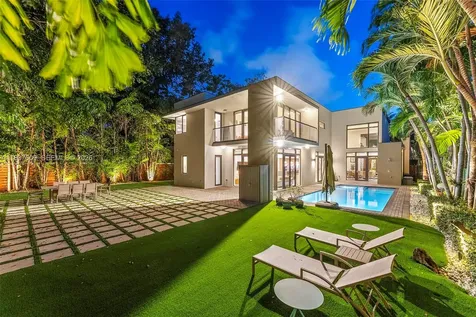 7621 SW 59th Court South Miami FL 33143