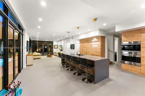 7621 SW 59th Court South Miami FL 33143
