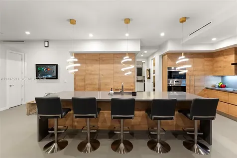 7621 SW 59th Court South Miami FL 33143