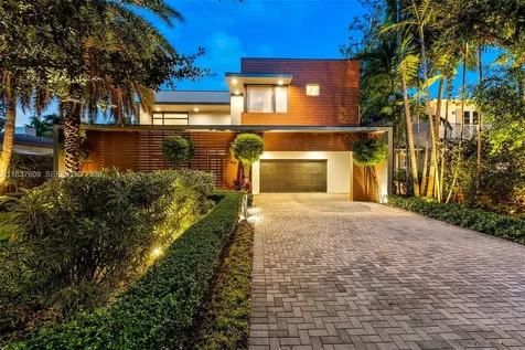7621 SW 59th Court South Miami FL 33143