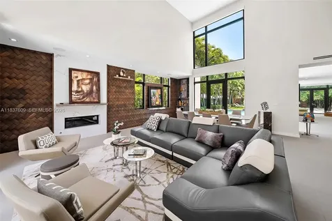 7621 SW 59th Court South Miami FL 33143