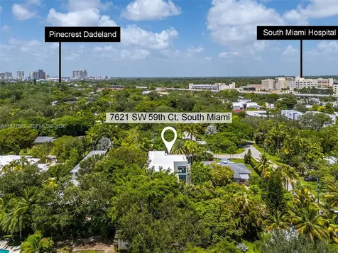 7621 SW 59th Court South Miami FL 33143