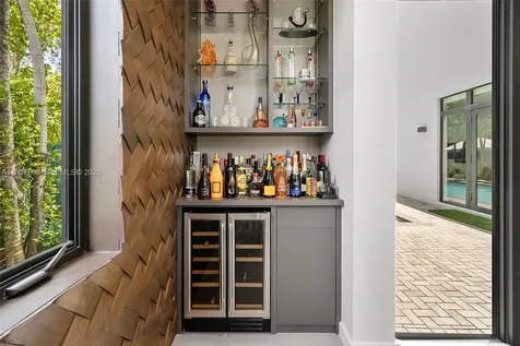 7621 SW 59th Court South Miami FL 33143