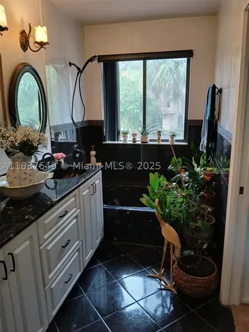1022 NW 105th Avenue Plantation FL 33322