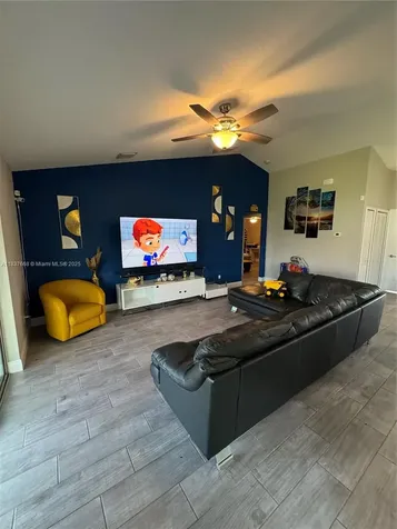 1637 SW Daysland Avenue Port St. Lucie FL 34953