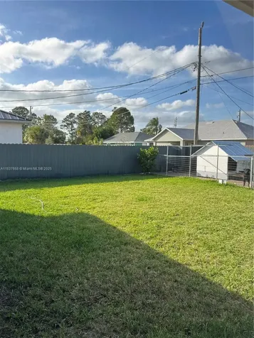 1637 SW Daysland Avenue Port St. Lucie FL 34953