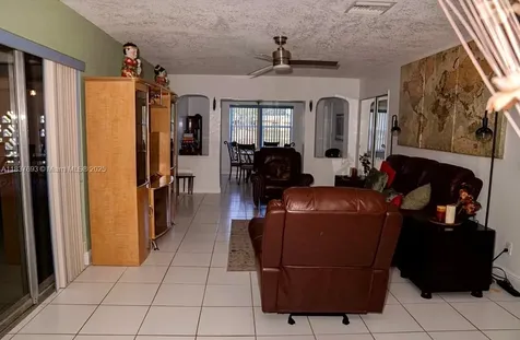 2930 NW 24th Avenue Oakland Park FL 33311