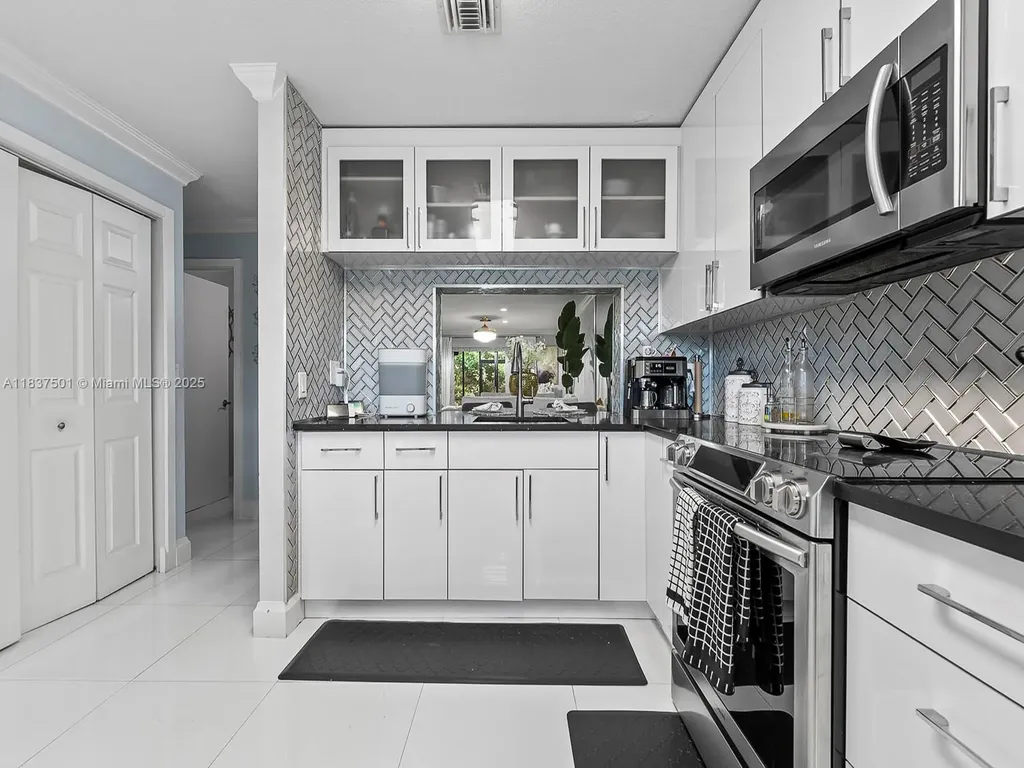 10942 W Sample Road Coral Springs FL 33065