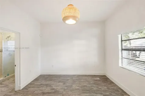 3452 Margaret Street Miami FL 33133