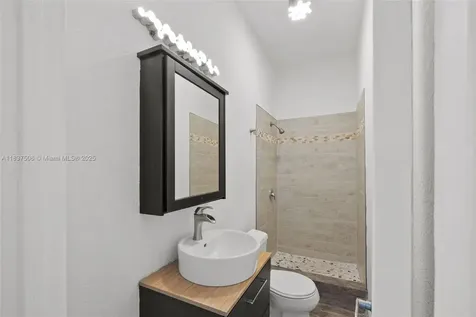 3452 Margaret Street Miami FL 33133