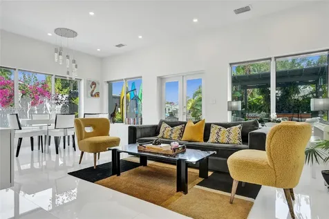 2730 Scott Street Hollywood FL 33020